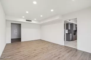 10049 North 25th Pl, Phoenix, AZ 85028 - Photo 12