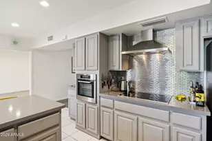 10049 North 25th Pl, Phoenix, AZ 85028 - Photo 24