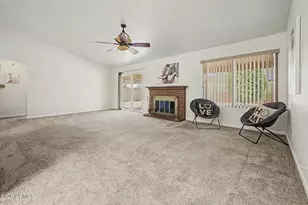 6138 W Paradise Ln, Glendale, AZ 85306 - Photo 12