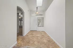6138 W Paradise Ln, Glendale, AZ 85306 - Photo 2
