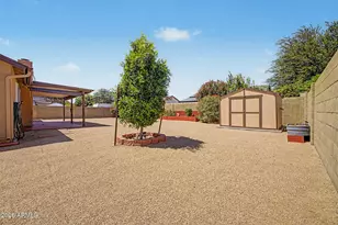 6138 W Paradise Ln, Glendale, AZ 85306 - Photo 24