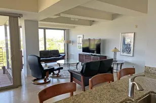 7117 E Rancho Vista Dr, Scottsdale, AZ 85251 - Photo 8