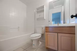 7801 N 44th Dr, Glendale, AZ 85301 - Photo 16