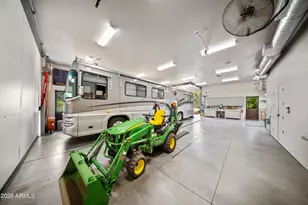 5434 E Camel Hill Rd, Phoenix, AZ 85018 - Photo 42