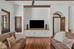 5434 E Camel Hill Rd, Phoenix, AZ 85018 - Photo 18
