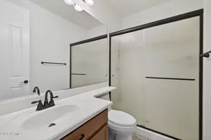 1015 S Annie Ln, Gilbert, AZ 85296 - Photo 26
