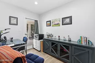5328 E Verde Ln, Phoenix, AZ 85018 - Photo 18