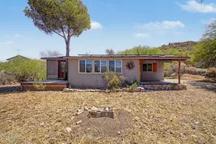 33541 S Mountain View Rd, Black Canyon City, AZ 85324 - Photo 1