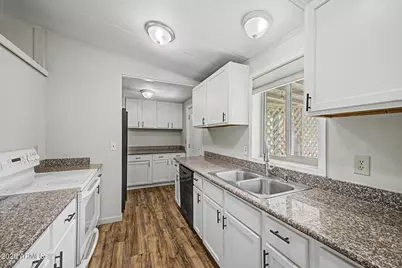 33541 S Mountain View Road, Black Canyon City, AZ 85324 - Photo 14