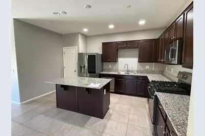 21248 W Palm Lane, Buckeye, AZ 85396 - Photo 4