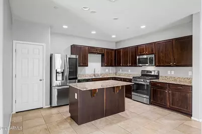 21248 W Palm Lane, Buckeye, AZ 85396 - Photo 6