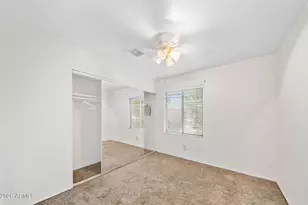 10049 N 47th Ave, Glendale, AZ 85302 - Photo 18