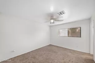 10049 N 47th Ave, Glendale, AZ 85302 - Photo 12