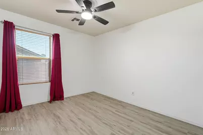 9590 N 81st Drive, Peoria, AZ 85345 - Photo 32