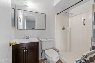 7130 W Flower St, Phoenix, AZ 85033 - Photo 12