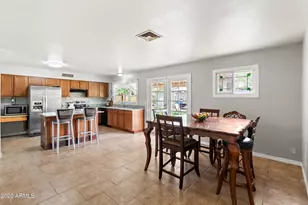 7130 W Flower St, Phoenix, AZ 85033 - Photo 4