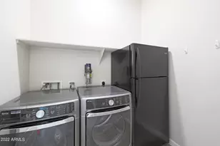 18233 N 66th Way, Phoenix, AZ 85054 - Photo 14
