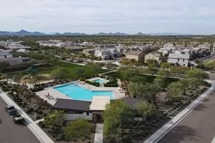 18233 N 66th Way, Phoenix, AZ 85054 - Photo 20