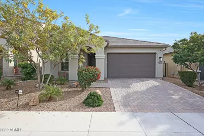 18233 N 66th Way, Phoenix, AZ 85054 - Photo 1