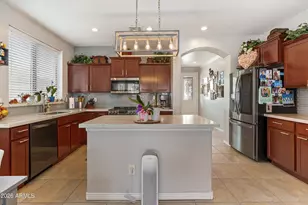 9519 N 84th Ave, Peoria, AZ 85345 - Photo 12