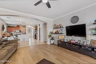 9519 N 84th Ave, Peoria, AZ 85345 - Photo 8