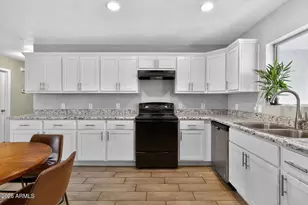 2433 W Tonto St, Phoenix, AZ 85009 - Photo 4