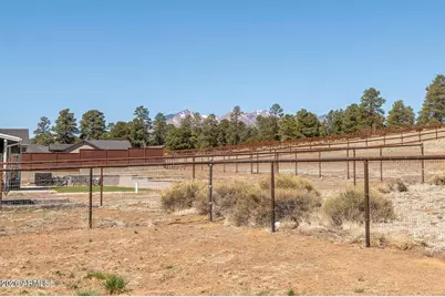 8951 Richfield Drive, Flagstaff, AZ 86004 - Photo 4