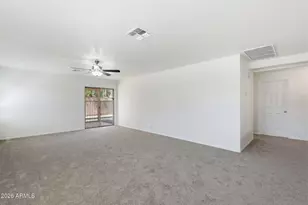 3316 S 80th Dr, Phoenix, AZ 85043 - Photo 6