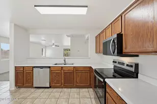 3316 S 80th Dr, Phoenix, AZ 85043 - Photo 12