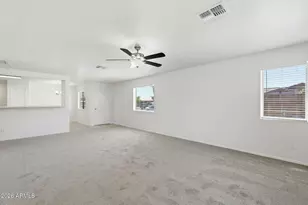 3316 S 80th Dr, Phoenix, AZ 85043 - Photo 4