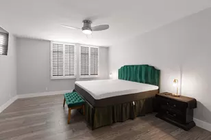 6502 N Central Ave, Phoenix, AZ 85012 - Photo 16