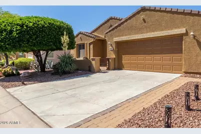 42826 W Darter Drive, Maricopa, AZ 85138 - Photo 2