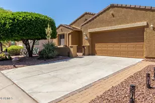 42826 W Darter Dr, Maricopa, AZ 85138 - Photo 2