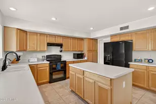 1002 E Betsy Ln, Gilbert, AZ 85296 - Photo 18