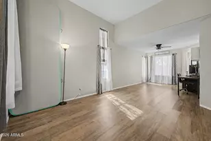 22018 N 73rd Ln, Glendale, AZ 85310 - Photo 6
