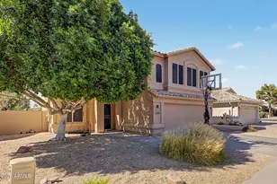 22018 N 73rd Ln, Glendale, AZ 85310 - Photo 4