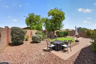 42396 W Hall Dr, Maricopa, AZ 85138 - Photo 28