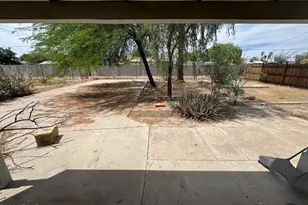 34 N 30th Dr, Phoenix, AZ 85009 - Photo 2