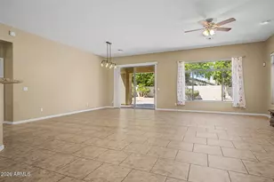 2018 E Beautiful Ln, Phoenix, AZ 85042 - Photo 4