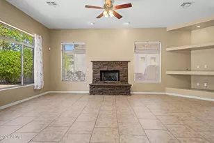 2018 E Beautiful Ln, Phoenix, AZ 85042 - Photo 2