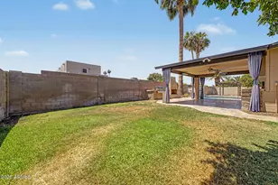 5345 E Gelding Dr, Scottsdale, AZ 85254 - Photo 38