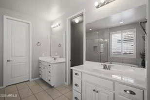 8963 W Seldon Ln, Peoria, AZ 85345 - Photo 24