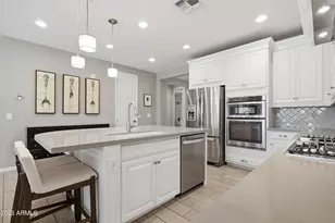 8963 W Seldon Ln, Peoria, AZ 85345 - Photo 12