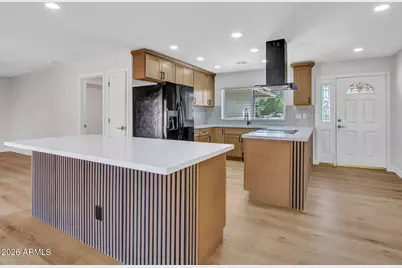 4915 W Shangri La Road, Glendale, AZ 85304 - Photo 2