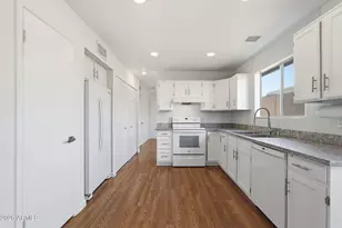 630 E Jensen St, Mesa, AZ 85203 - Photo 4