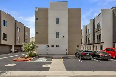 4220 N 32nd Street #34, Phoenix, AZ 85018 - Photo 4