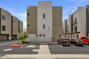4220 N 32nd St, Phoenix, AZ 85018 - Photo 4