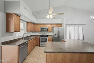 15241 S Cherry Hills Dr, Arizona City, AZ 85123 - Photo 12