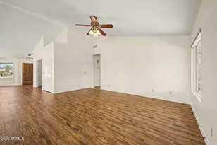 9158 W Evans Dr, Peoria, AZ 85381 - Photo 8