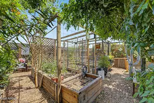 19229 N 14th Dr, Phoenix, AZ 85027 - Photo 42